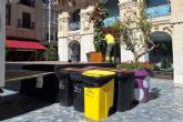Los servicios municipales de limpieza trabajan toda la noche para dejar Cartagena lista para el segundo da de Cruces de Mayo