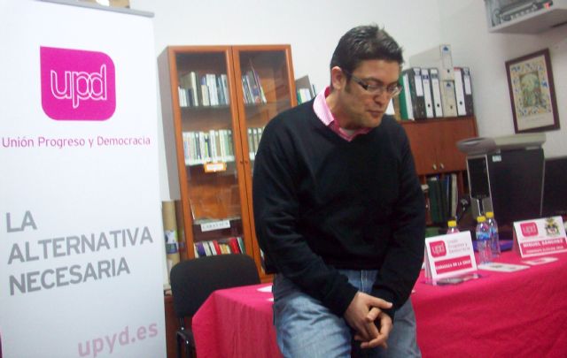 UPyD Caravaca inicio su pre-campaña en Barranda - 3
