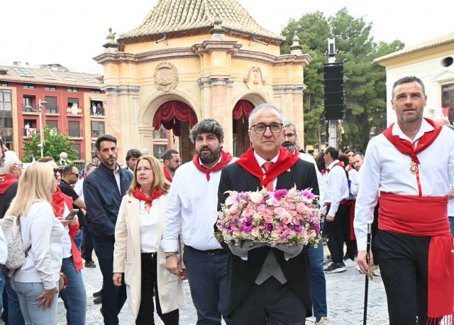 López Miras señala que la Región de Murcia es “la capital del mundo” con las fiestas en honor a la Santísima y Vera Cruz López Miras señala que la Región de Murcia es “la capital del mundo” con las fiestas en honor a la Santísima y Vera Cruz