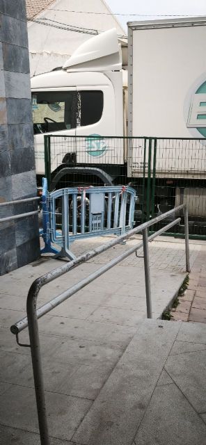 El PSOE de Archena pide medidas urgentes para garantizar la seguridad en los accesos al Colegio Miguel Medina ante el avance del montaje de las peñas El PSOE de Archena pide medidas urgentes para garantizar la seguridad en los accesos al Colegio Miguel Medina ante el avance del montaje de las peñas