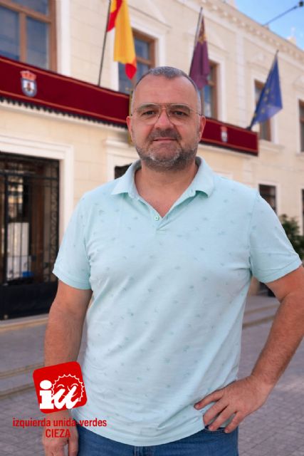 IU-Verdes de Cieza denuncia que Tomás Rubio, que intentó cobrar del Ayuntamiento diez trienios como profesor de religión, debe más de 870.000 euros a los empleados municipales IU-Verdes de Cieza denuncia que Tomás Rubio, que intentó cobrar del Ayuntamiento diez trienios como profesor de religión, debe más de 870.000 euros a los empleados municipales