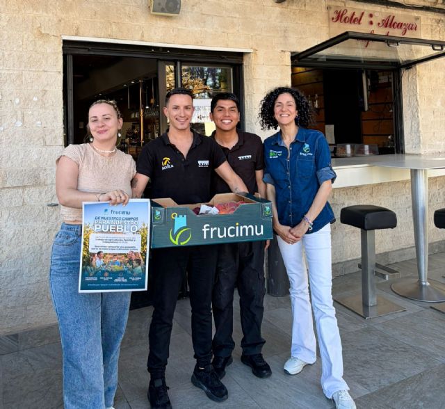Frucimu celebra ´De nuestros campos para nuestro pueblo´, una jornada de 'unión' que reunió a toda su plantilla en torno al producto de Mula Frucimu celebra ´De nuestros campos para nuestro pueblo´, una jornada de 'unión' que reunió a toda su plantilla en torno al producto de Mula
