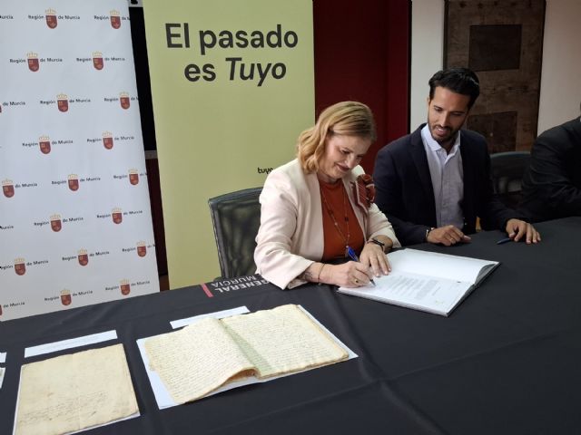El Ayuntamiento recibe del Archivo General documentos históricos de Alcantarilla fechados entre los siglos XVII y XIX El Ayuntamiento recibe del Archivo General documentos históricos de Alcantarilla fechados entre los siglos XVII y XIX