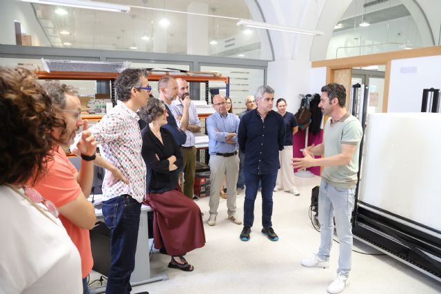 El nuevo Taller de Maquetas e Impresión del Departamento de Arquitectura y Edificación posibilita disenos más audaces de los estudiantes El nuevo Taller de Maquetas e Impresión del Departamento de Arquitectura y Edificación posibilita disenos más audaces de los estudiantes