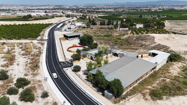 Abierto al tráfico el nuevo tramo de la carretera entre Alguazas y Campos del Río tras una inversión de 1,6 millones por parte de la Comunidad Abierto al tráfico el nuevo tramo de la carretera entre Alguazas y Campos del Río tras una inversión de 1,6 millones por parte de la Comunidad