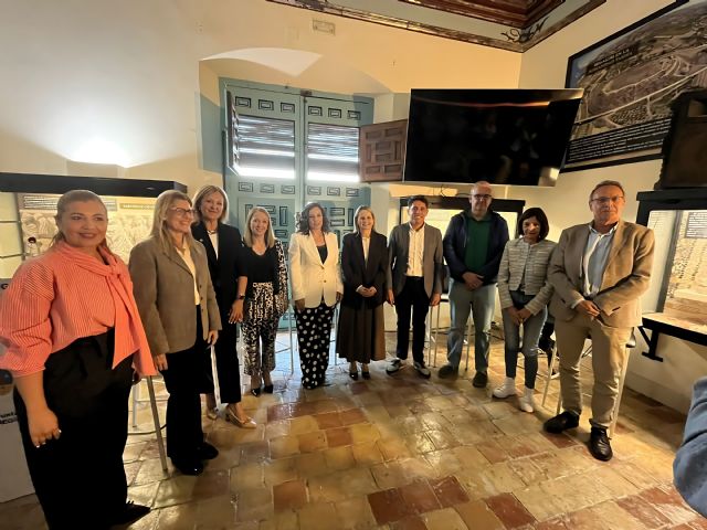 El Museo Arqueológico de Cehegín acogió la presentación de “Soy Florista” con una mesa redonda sobre emprendimiento rural El Museo Arqueológico de Cehegín acogió la presentación de “Soy Florista” con una mesa redonda sobre emprendimiento rural