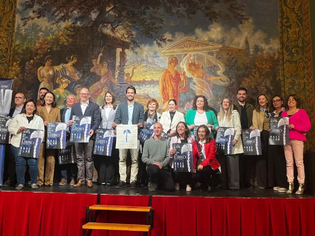 El Ayuntamiento de Blanca participa en la III Feria del Libro del Valle de Ricote con encuentros con autores y actividades de animación a la lectura El Ayuntamiento de Blanca participa en la III Feria del Libro del Valle de Ricote con encuentros con autores y actividades de animación a la lectura