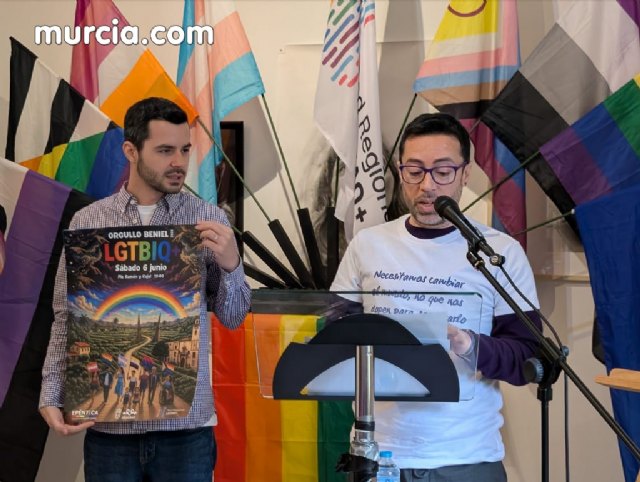 Epéntica celebra en Beniel su sexto Orgullo consecutivo: 'Ser quien eres en los pueblos es un acto de rebeldía' Epéntica celebra en Beniel su sexto Orgullo consecutivo: 'Ser quien eres en los pueblos es un acto de rebeldía'