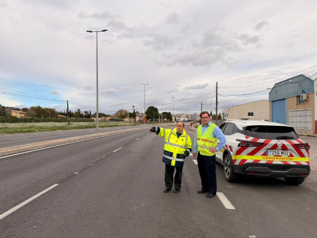 Fomento supervisa la ejecución de las obras de mejora de la carretera RM-414 que une Santomera con Abanilla Fomento supervisa la ejecución de las obras de mejora de la carretera RM-414 que une Santomera con Abanilla