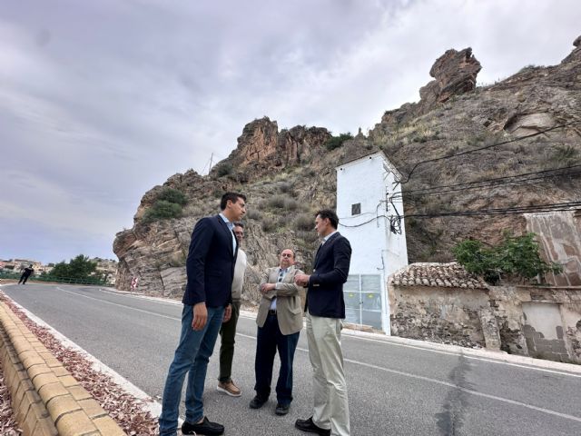 La Comunidad refuerza la seguridad ante las inundaciones en la carretera que une los municipios de Blanca y Abarán La Comunidad refuerza la seguridad ante las inundaciones en la carretera que une los municipios de Blanca y Abarán