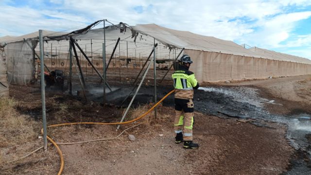 Servicios De Emergencia Han Sofocado El Incendio Que Se Ha Originado En