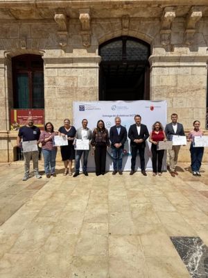 Mazarrón refuerza su compromiso con la excelencia turística con la entrega de nuevos distintivos SICTED Mazarrón refuerza su compromiso con la excelencia turística con la entrega de nuevos distintivos SICTED