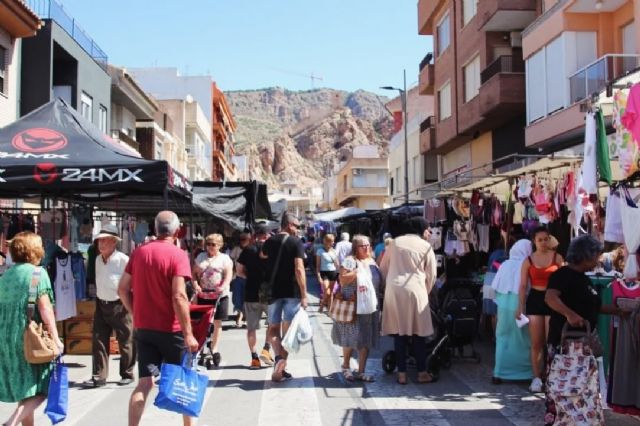 El mercado semanal pasa al lunes 8 de junio por el festivo regional El mercado semanal pasa al lunes 8 de junio por el festivo regional