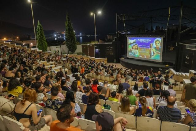Vuelve la ´ficcmoteca´ de verano al Parque Torres con proyecciones gratuitas todos los martes de agosto Vuelve la ´ficcmoteca´ de verano al Parque Torres con proyecciones gratuitas todos los martes de agosto