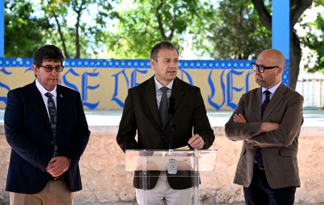 El Ayuntamiento destina más de 200.000 € para una nueva cubierta en el patio del CEIP Virgen de la Fuensanta en La Alberca El Ayuntamiento destina más de 200.000 € para una nueva cubierta en el patio del CEIP Virgen de la Fuensanta en La Alberca
