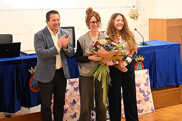 Mula celebra el acto institucional del 8M con homenaje a Ilu Ros y la entrega del XXV Certamen “Imágenes de Mujer” Mula celebra el acto institucional del 8M con homenaje a Ilu Ros y la entrega del XXV Certamen “Imágenes de Mujer”