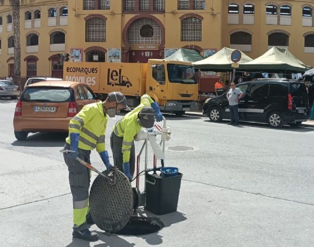 El Ayuntamiento de Cieza refuerza los trabajos de control de plagas en el municipio El Ayuntamiento de Cieza refuerza los trabajos de control de plagas en el municipio