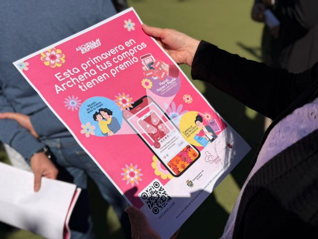 La alcaldesa presenta la campaña 'Esta primavera en Archena tus compras tienen premio', que repartirá más de 4.000 euros en el comercio local La alcaldesa presenta la campaña 'Esta primavera en Archena tus compras tienen premio', que repartirá más de 4.000 euros en el comercio local