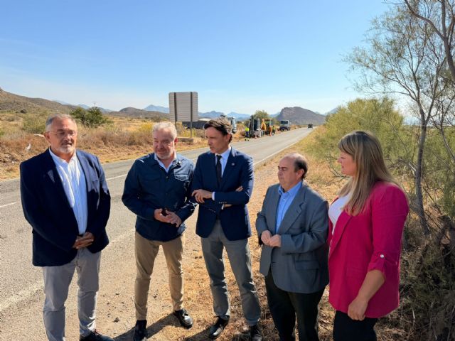 Fomento inicia las obras de mejora de la carretera entre Mazarrón y Lorca con una inversión superior a 1,2 millones Fomento inicia las obras de mejora de la carretera entre Mazarrón y Lorca con una inversión superior a 1,2 millones