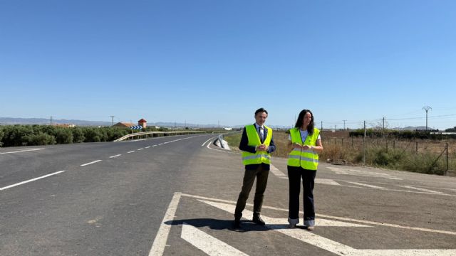 Fomento finaliza las obras de mejora de la carretera entre Fuente Álamo y Las Palas tras invertir más de 1,3 millones de euros Fomento finaliza las obras de mejora de la carretera entre Fuente Álamo y Las Palas tras invertir más de 1,3 millones de euros