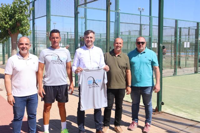 El II Torneo de Pádel San Pedro del Pinatar congrega a 140 deportistas El II Torneo de Pádel San Pedro del Pinatar congrega a 140 deportistas