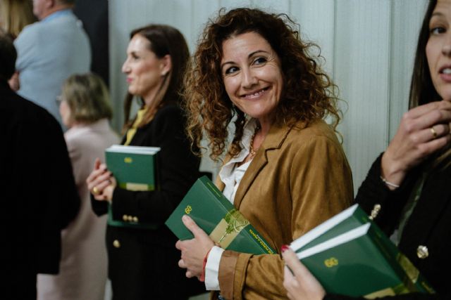 Nuevo éxito en la presentación del libro “De punta a punta” en Fuente Álamo, un viaje por la esencia de la Región de Murcia Nuevo éxito en la presentación del libro “De punta a punta” en Fuente Álamo, un viaje por la esencia de la Región de Murcia