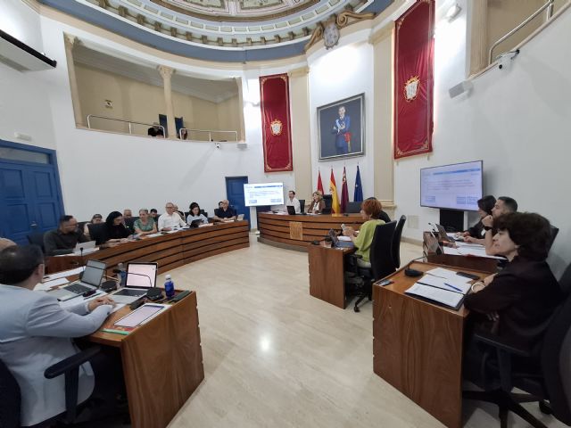 Aprobada la rebaja en la tasa de basuras entre un diez y un quince por ciento para las familias numerosas de Alcantarilla Aprobada la rebaja en la tasa de basuras entre un diez y un quince por ciento para las familias numerosas de Alcantarilla