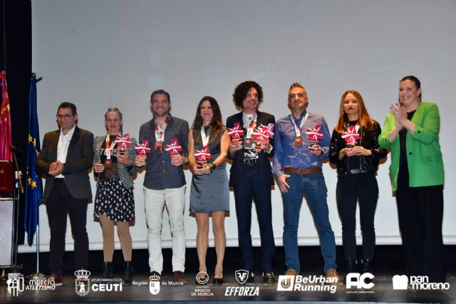 Ceutí acogió la gran noche del atletismo popular Ceutí acogió la gran noche del atletismo popular
