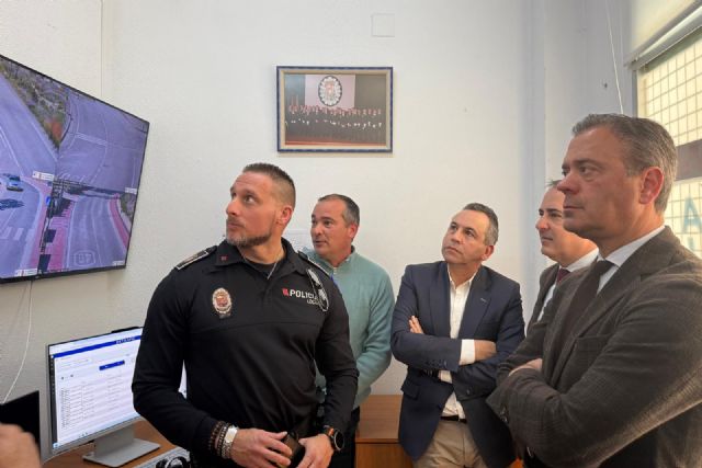 La Comunidad impulsa la instalación de un sistema de videovigilancia en el casco urbano de Abanilla para reforzar su seguridad ciudadana La Comunidad impulsa la instalación de un sistema de videovigilancia en el casco urbano de Abanilla para reforzar su seguridad ciudadana