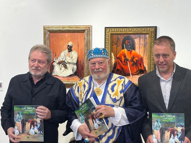 Mazarrón acoge la exposición 'Lalibela' del pintor murciano José Claros que muestra su experiencia vital en Etiopía, entre la espiritualidad y origen de lo humano Mazarrón acoge la exposición 'Lalibela' del pintor murciano José Claros que muestra su experiencia vital en Etiopía, entre la espiritualidad y origen de lo humano