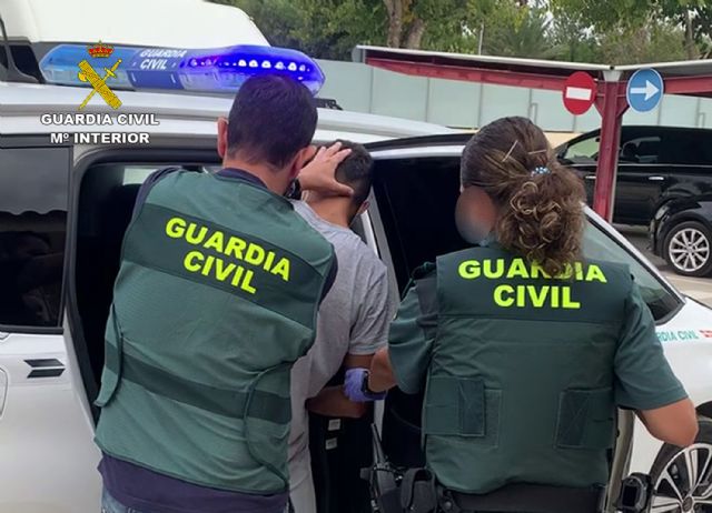 Detienen dentro del domicilio de su expareja a un delincuente buscado por la justicia Detienen dentro del domicilio de su expareja a un delincuente buscado por la justicia
