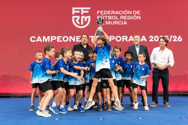 La colaboración entre la FFRM y la Real Federación Andaluza beneficia a 34 equipos andaluces con 732 licencias federativas La colaboración entre la FFRM y la Real Federación Andaluza beneficia a 34 equipos andaluces con 732 licencias federativas