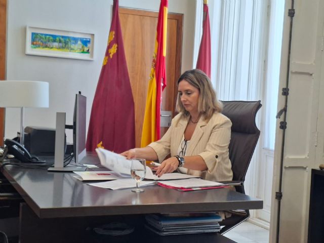 La Comunidad muestra su apoyo a Ceuta y vota a favor de una ayuda de 25 millones para que afronte la crisis migratoria La Comunidad muestra su apoyo a Ceuta y vota a favor de una ayuda de 25 millones para que afronte la crisis migratoria