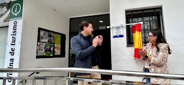 La Oficina de Turismo del Blanca recibe el distintivo del Sistema Integral de Calidad Turística en Destinos (SICTED) La Oficina de Turismo del Blanca recibe el distintivo del Sistema Integral de Calidad Turística en Destinos (SICTED)