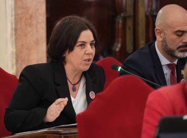 El Grupo Socialista alerta de que el Gobierno del PP compromete la seguridad del EMAVI al abrir su servicio de préstamo de libros a toda la ciudadanía El Grupo Socialista alerta de que el Gobierno del PP compromete la seguridad del EMAVI al abrir su servicio de préstamo de libros a toda la ciudadanía
