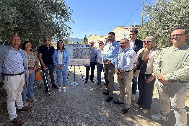 Presentado el nuevo colector de pluviales Oeste de Mula: una inversión de 1,4 millones para mejorar la seguridad frente a lluvias intensas y la movilidad Presentado el nuevo colector de pluviales Oeste de Mula: una inversión de 1,4 millones para mejorar la seguridad frente a lluvias intensas y la movilidad