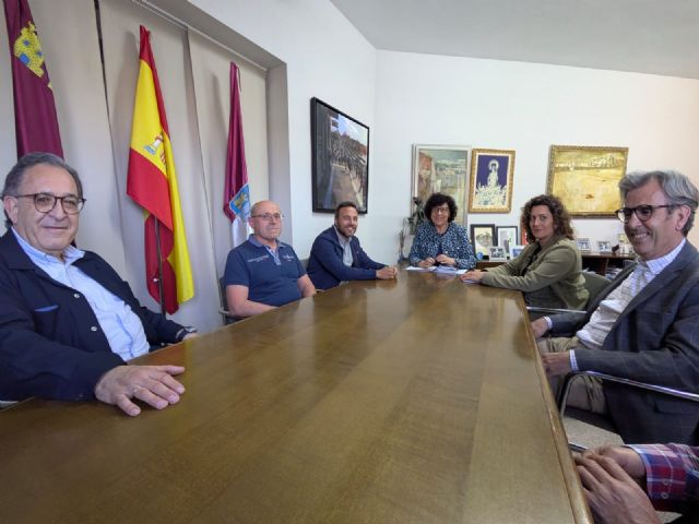 La alcaldesa de Puerto Lumbreras se reúne con la nueva junta directiva de la Entidad de Conservación del Polígono Industrial del municipio La alcaldesa de Puerto Lumbreras se reúne con la nueva junta directiva de la Entidad de Conservación del Polígono Industrial del municipio