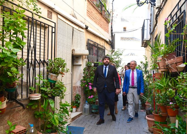 El Gobierno regional destina 450.000 euros a una pasarela entre Ojós y Ulea para peatones y ciclistas El Gobierno regional destina 450.000 euros a una pasarela entre Ojós y Ulea para peatones y ciclistas