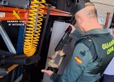 La Guardia Civil inspecciona los medios utilizados en el rodaje en Murcia de la película 'F.A.S.T.' La Guardia Civil inspecciona los medios utilizados en el rodaje en Murcia de la película 'F.A.S.T.'