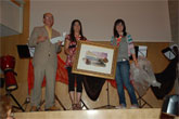 Los Jvenes Cristianos de San Diego reciben el Premio Clara Henares 2007
