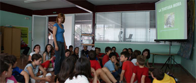 Los centros educativos de Puerto Lumbreras reciben charlas sobre la Tortuga Mora y su hbitat en el municipio