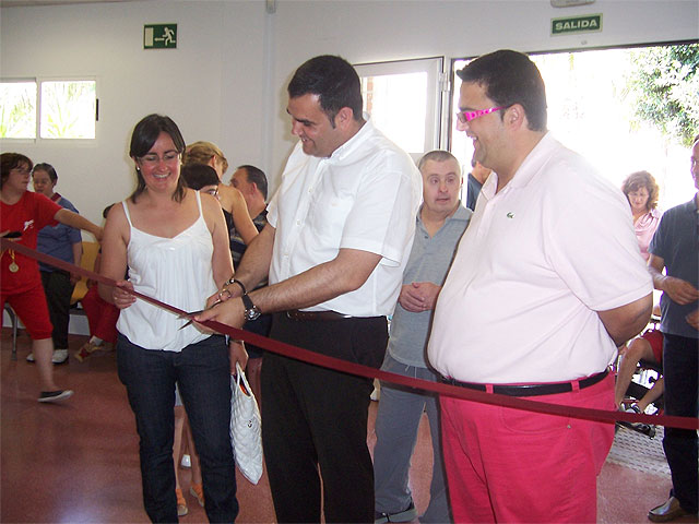 Inauguran los nuevos vestuarios adaptados y el acondicionamiento de la nave taller actual del Centro Ocupacional “José Moya” - 1, Foto 1