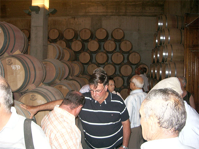 Varios agricultores viajan a las bodegas de Casa de la Ermita - 1, Foto 1