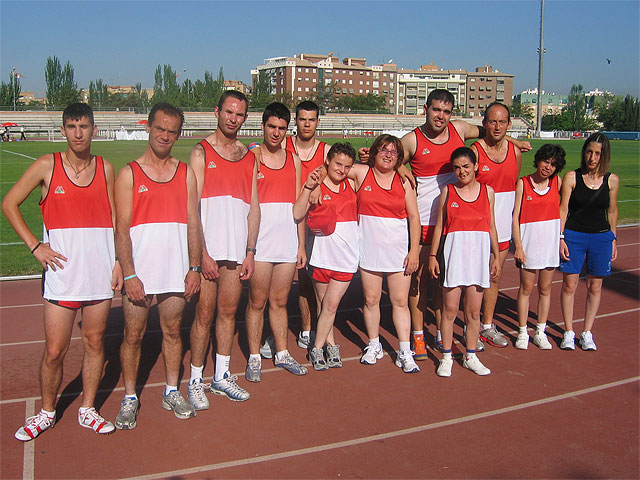 Pedro Cánovas, alumno del Centro Ocupacional “José Moya”, logra la segunda posición en el lanzamiento de disco en el Campeonato de España de Atletismo por selecciones autonómicas - 2, Foto 2