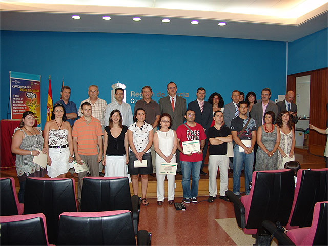 Más de 1.300 fumadores participaron en la tercera edición del concurso ‘Déjalo y gana’ - 1, Foto 1