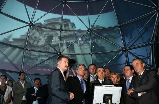 El Gobierno regional reitera en Expo Zaragoza la necesidad de abordar el problema del agua como una cuestión de Estado - 1, Foto 1