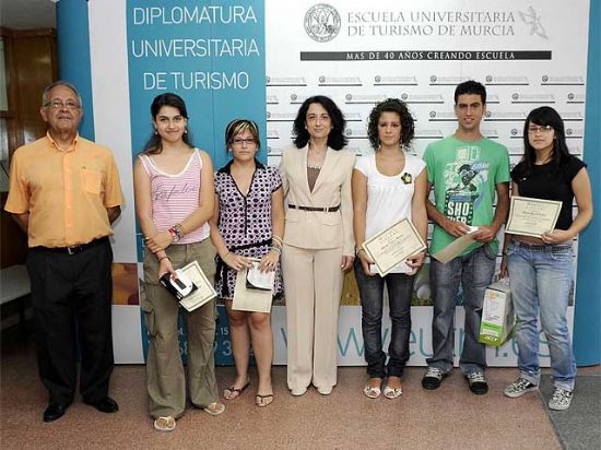 La Escuela de Turismo entregó sus premios de fotografía - 1, Foto 1