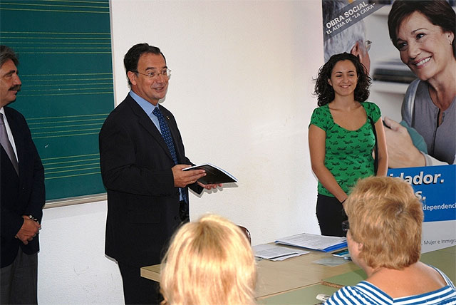 El consejero de Política Social inaugura en Alcantarilla el I Curso para Cuidadores de Personas Dependientes - 1, Foto 1
