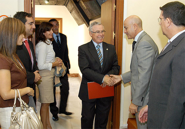 La Universidad de Murcia realizará un estudio sobre la escultura en los espacios públicos - 2, Foto 2