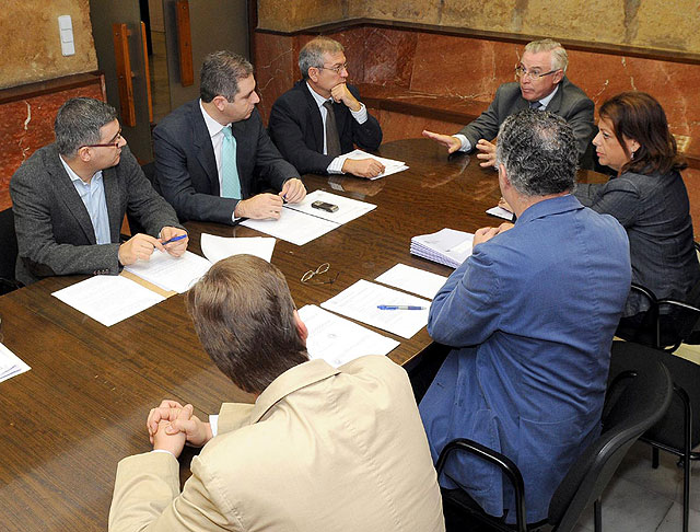 La Universidad de Murcia y los medios de comunicación participarán en la Escuela de Prácticas - 1, Foto 1